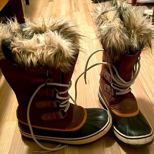 Sorel women’s snow boots